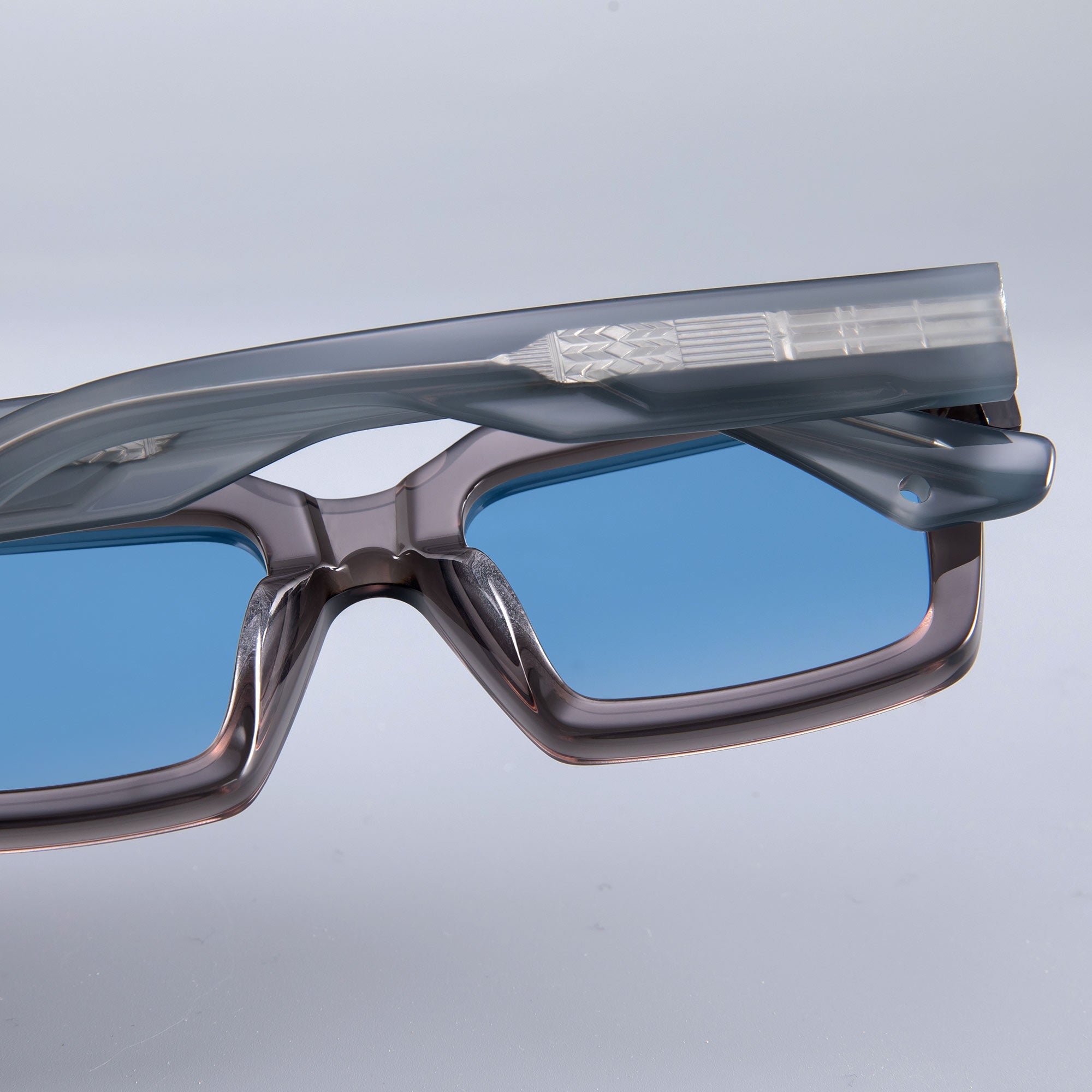 Donahugh-sunglasses-Geryblue